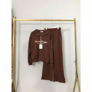 ชุดเซ็ต2ชิ้น เสื้อ+กางเกง เสื้อมีซิป สวยมากใส่แล้วดูเท่เก่ๆ-B1667