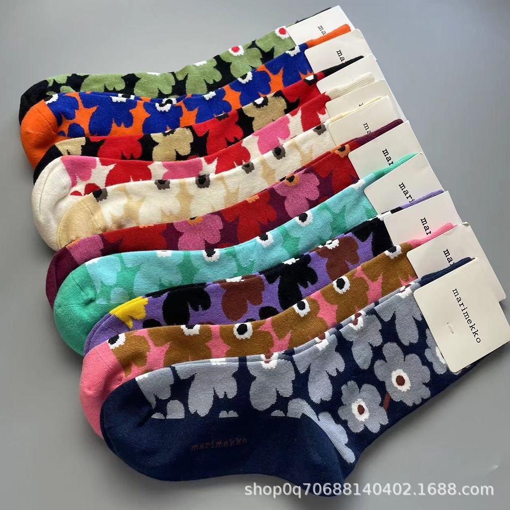 ถุงเท้า Marimekko ลายดอกไม้สีสันสดใส สำหรับผู้หญิง แฟชั่นและสวมใส่ง่าย