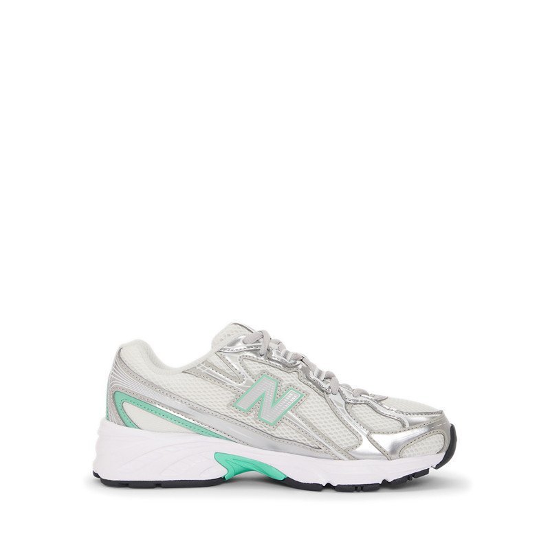 New Balance 740 Gradeschool Sport Lifestyle - สีเงิน CSAX