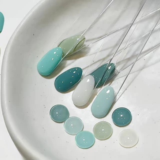 SHAKA สีทาเล็บเจล หมอกฟ้า 6 สี โทนฟ้าขาวละมุน เพ้นท์เล็บ แบบแช่ออก ติดทนนาน UV ทำเล็บ [SK502]