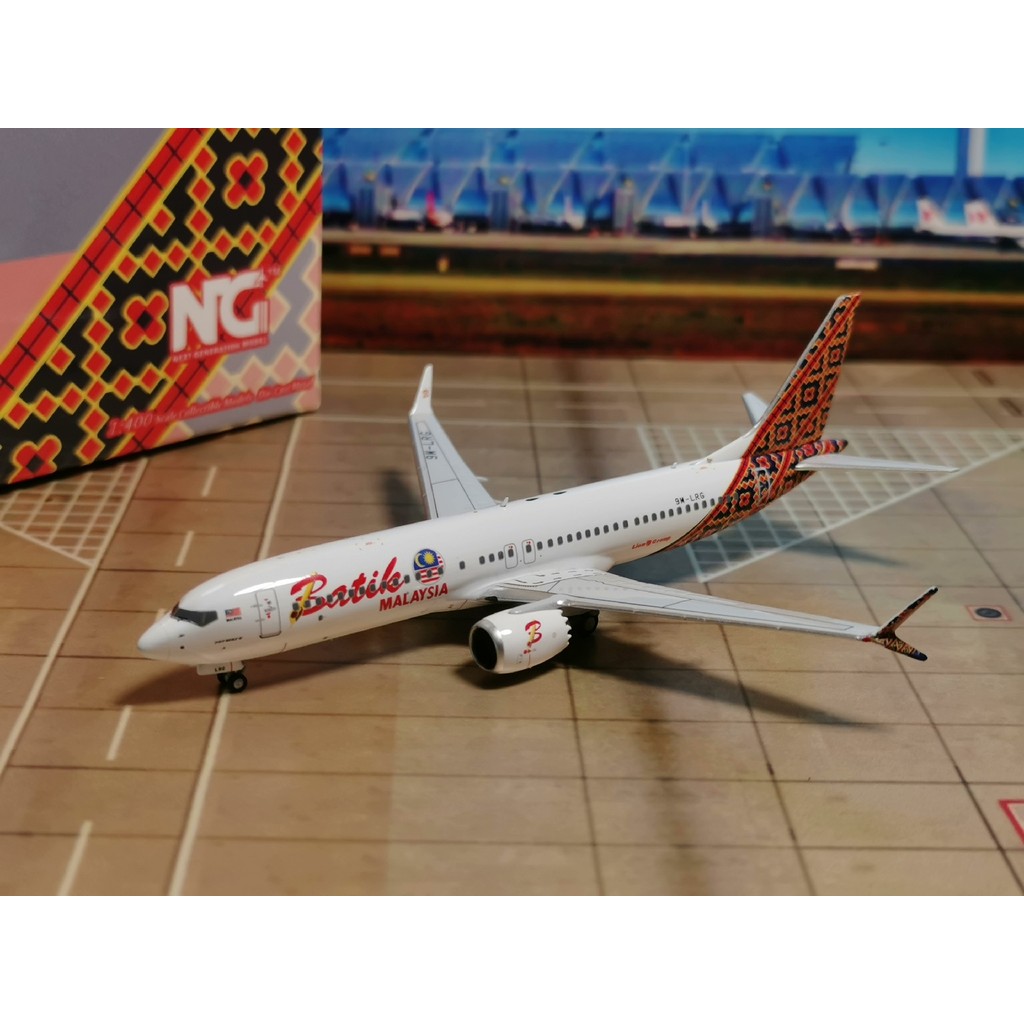 ยี่ห้อ: NG Models Model: B737-MAX8 Airlines: Batik Air Malaysia หมายเลขทะเบียน: 9M-LRG Scale: 1/400: