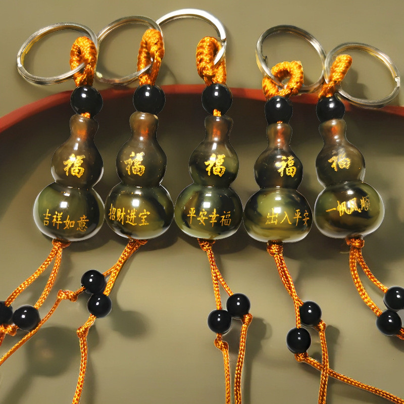 พร้อมสต็อก จัดส่งด่วน พวงกุญแจจี้ Zodiac Gourd Blessing เรซิ่นหัตถกรรม Zodiac จี้ Horn Gourd พวงกุญแ