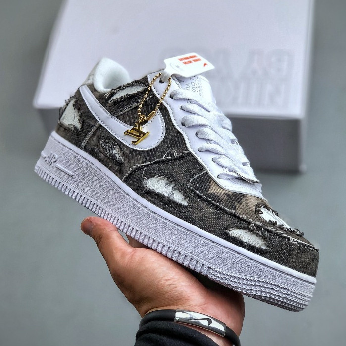 กองทัพอากาศ1 ตาม2288 111