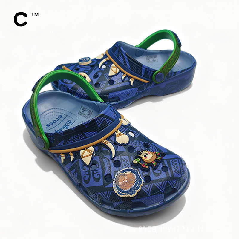รองเท้าCrocs x Moana สำหรับแม่ลูก ดีไซน์จากSavage Tribeและอนิเมะ