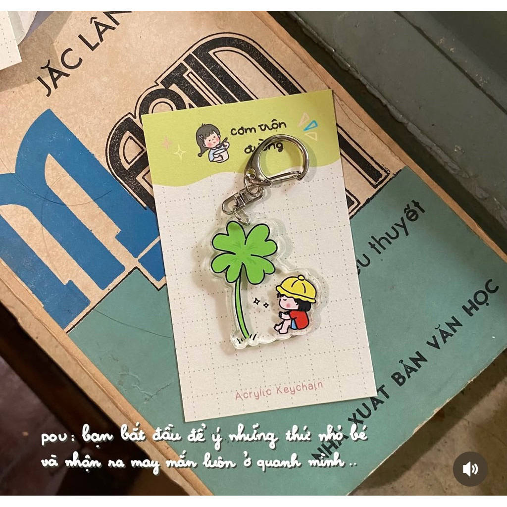 HY VONG BOY KEYCHAIN - ของขวัญตกแต่งนกนางแอ่น