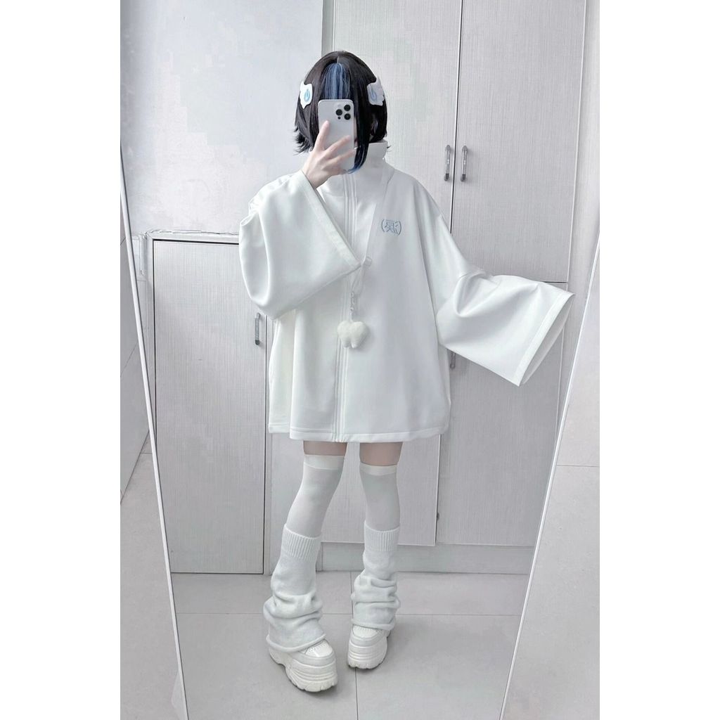 แจ็คเก็ตยามหนาว สไตล์ยุค Y2K กับฮาราจูกุ คอขึนแบบ-standing collar สำหรับสาวๆ ออกแบบมาเพื่อความนุ่มนว