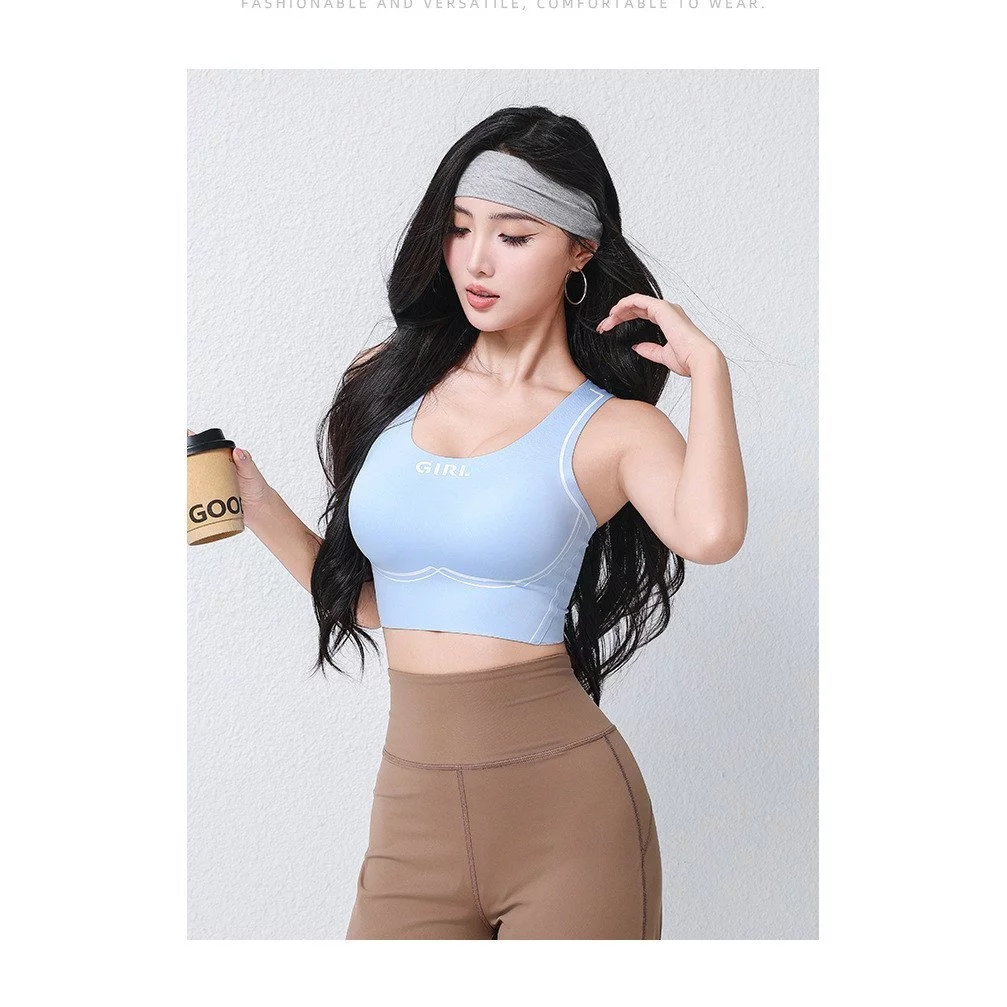 ชุดชั้นในสตรีไซส์บวก แบบไร้ขอบ กันกระแทก สปอร์ตสำหรับโยคะและฟิตเนส thumbnail 3