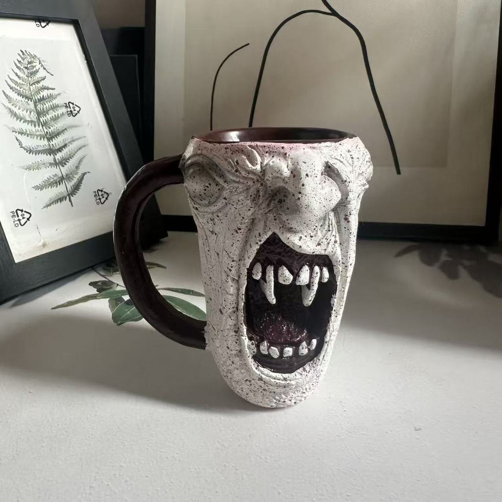 แฮนด์เมด Gothic Vampire Half Face Mug Gothic Vampire Half-face Mug