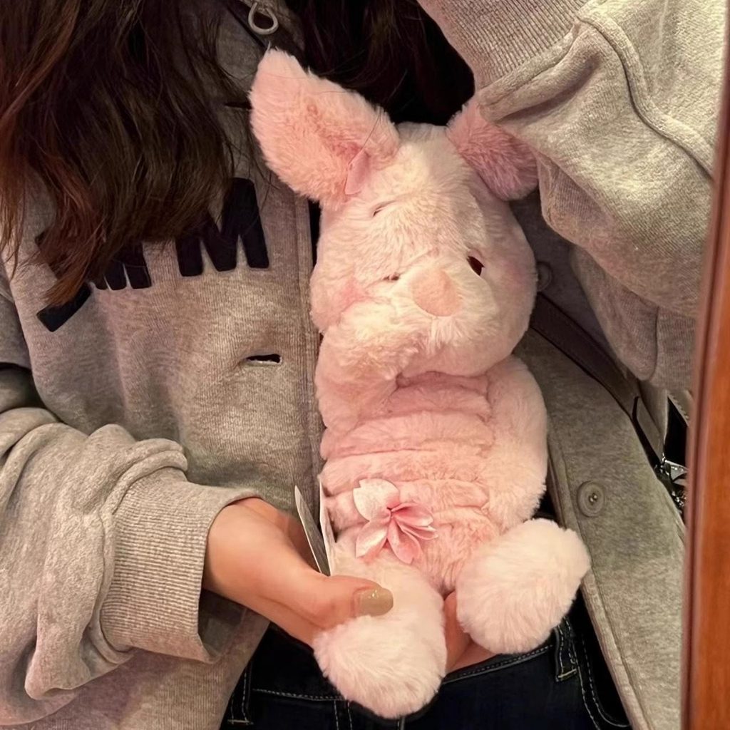 Dongdi Sakura Series Eeyore Donkey Piglet ตุ๊กตาผ้ากํามะหยี่น่ารักส่งของขวัญวันเกิดวันวาเลนไทน์