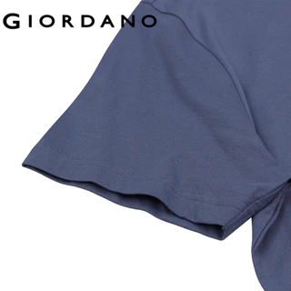GIORDANO เสื้อยืดผู้ชาย Men's Slim Classic Man Tee 01025629