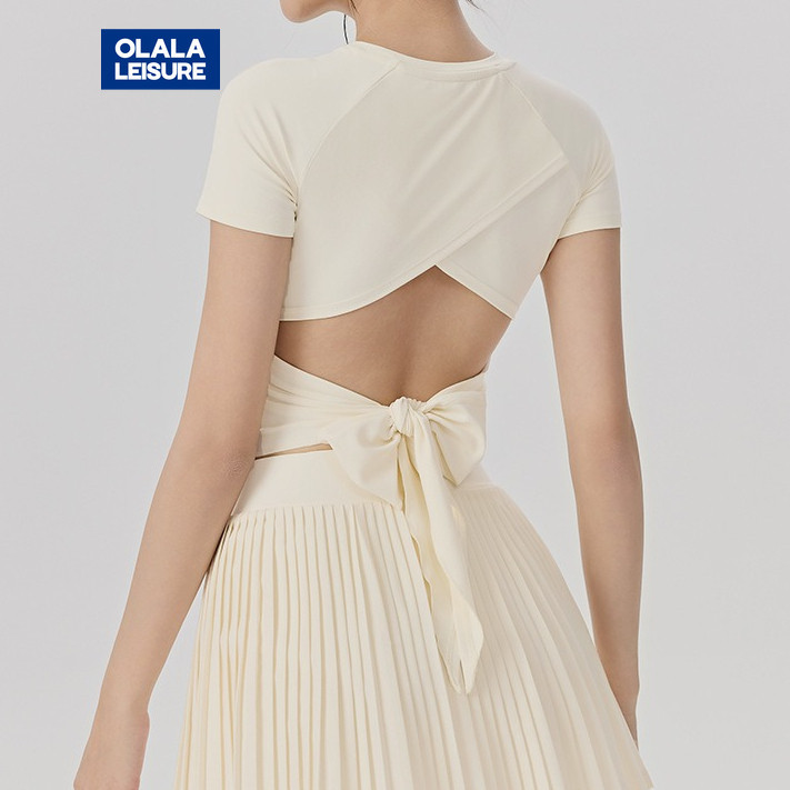 OALA ชุดกีฬา Hollow Out Strap กับกระโปรงจีบสำหรับพิลาทิส โยคะ และฟิตเนส