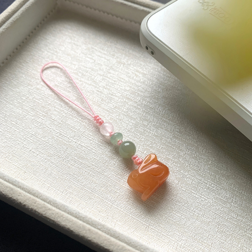 ผ้าไหมสีทองธรรมชาติหยกกระต่ายโทรศัพท์มือถือโซ่จี้ปลอดภัยเงินโชคลาภ