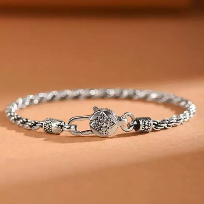 999银色手工编织麻花手链男士款复古麻绳高级感小众痞帅男生手999 silver hand woven twist bracelet men20251226