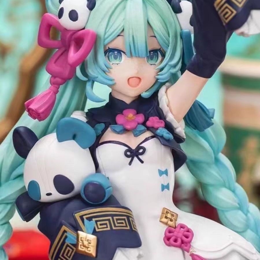 สไตล์จีนแฟชั่น Panda First Sister สาวสวยรูปสองมิติ Sega Panda First Sister เดสก์ท็อปตกแต่ง 4.8 BING