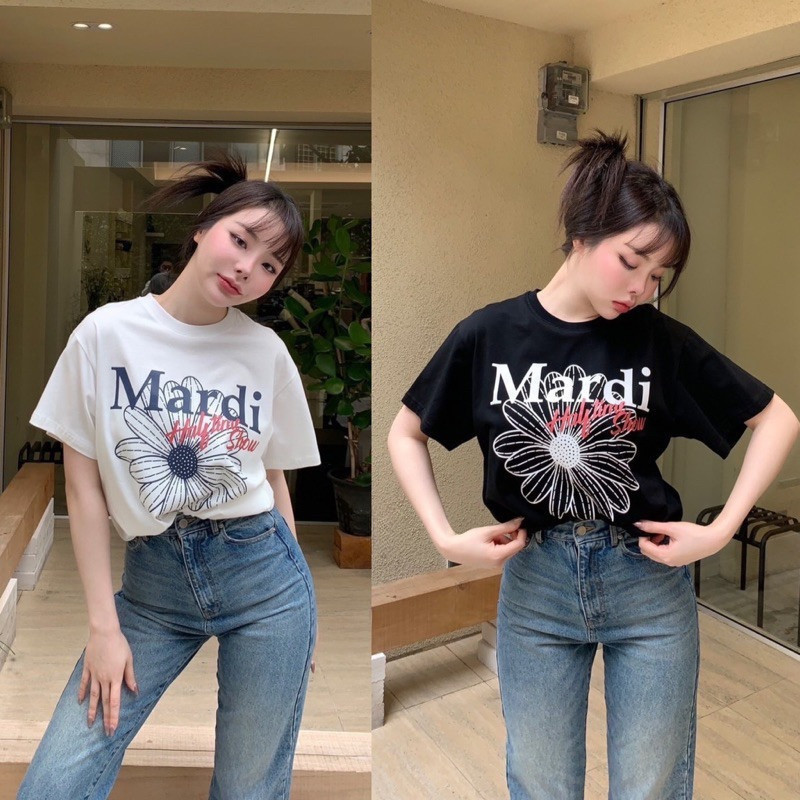 (จัดส่งตลอด 24 ชั่วโมง） ผู้หญิง เสื้อวง เสื้อยืด oversize เสื้อยืด เสื้อยืด ชุดเกาหลี เสื้อ เสื้อยืดคอแบน