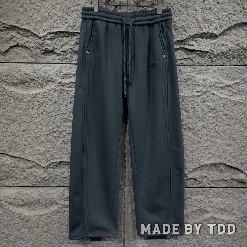 LP Old Money หนังแท้ Laced-Up สีดำ กางเกงกล้วย สำหรับฤดูหนาวและฤดูใบไม้ร่วง ใส่ง่ายทั้งผู้ชายและผู้ห