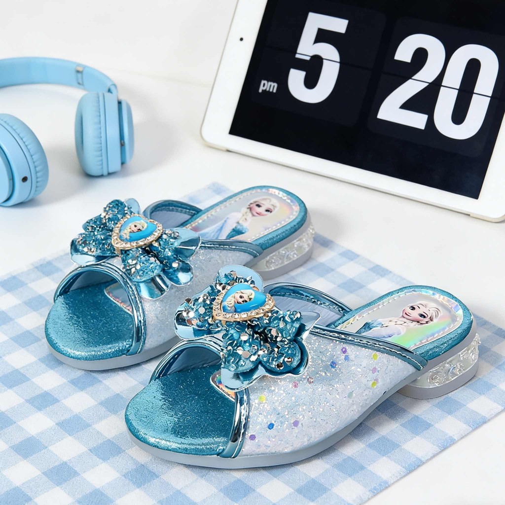 รองเท้าแตะ Elsa Princess สำหรับในบ้านและกลางแจ้ง เพชรกระพริบ ออกแบบพื้นป้องกันลื่น ส้นต่ำ ทนทาน