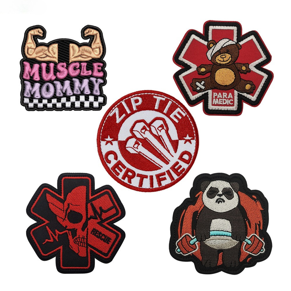 PARA MEDIC Cross Bear Gym Panda ปัก Patch - ZIP TIE CERTIFIED Muscle Mommy Funny Patch สําหรับกระเป๋