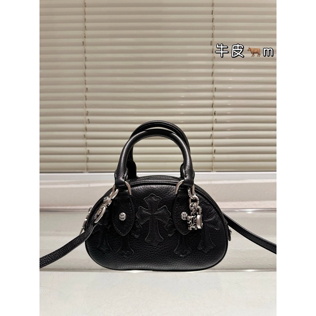 กระเป๋าสะพาย messenger Chrome Hearts สไตล์หลากหลายสีให้เลือก