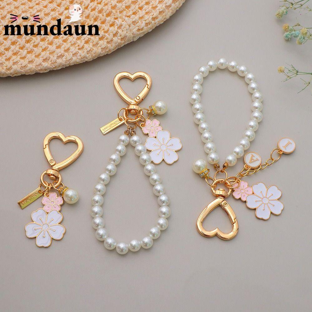 พวงกุญแจและจี้ตัวอักษร Cherry Blossoms สไตล์หรูหรา สำหรับกระเป๋าและรถยนต์