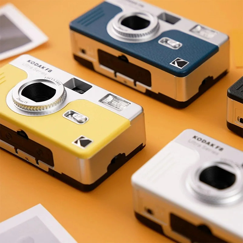 2025 กล้องฟิล์ม Kodak Ultra F8 35 มม. Kodak Focus ฟรีนํากลับมาใช้ใหม่ในตัวแฟลชหลายสีพร้อมแพ็คเกจกล้อ