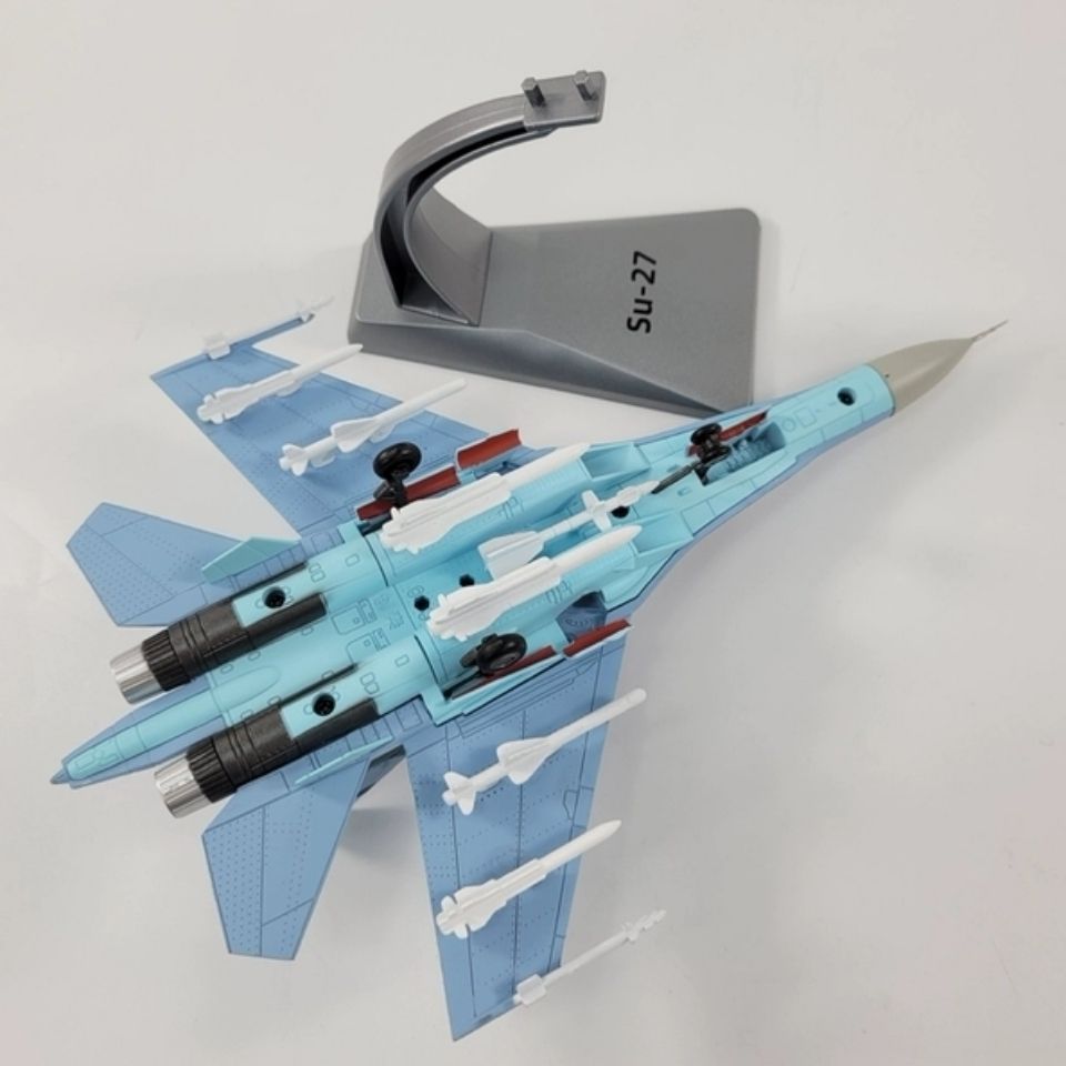 1/100 รัสเซีย Fighter Su-27 Su-27 จําลองเครื่องบินทหารรุ่นผลิตภัณฑ์สําเร็จรูปคอลเลกชันเครื่องประดับ