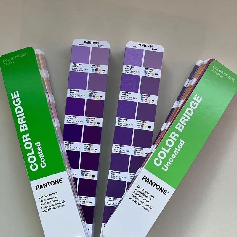 PANTONE PANTONE การ์ดสี International Standard Color Bridge CMYK/RGB ของแท้สี Pass CP การ์ดสี GP6102