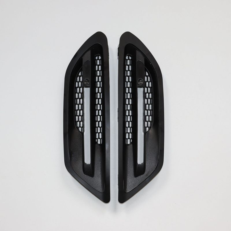 เหมาะสําหรับ F10 M5 เปลี่ยนสีดําสดใสชุบ Shark Gills ฝาครอบด้านนอกไฟเลี้ยวด้านข้าง Air Vent