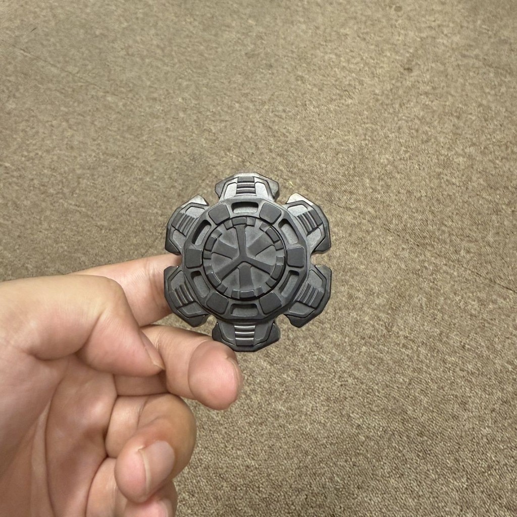 Detonate Armor Fidget Spinner Cool EDC Creative Technology Decompression Toy Finger edc หมุน Decompr