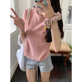 <Moss Queen> เสื้อยืดแขนสั้นผ้าฝ้ายผสมใยไผ่สำหรับผู้หญิง ดีไซน์มีเท็กซ์เจอร์รับซัมเมอร์ ทรงเข้ารูป สวมใส่เป็นเสื้อตัวในเรียบง่าย