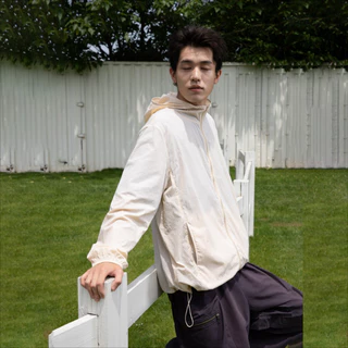 GENIO LAMODE เสื้อกันลม เสื้อกันแดด เสื้อกันuv ป้องกัน 100UPF+ ใส่สบาย ระบายอากาศ ผ้าไหมน้ำแข็ง Premium มีกระเป๋าด้านข้าง [โค้ทแดดสุดฮิต]