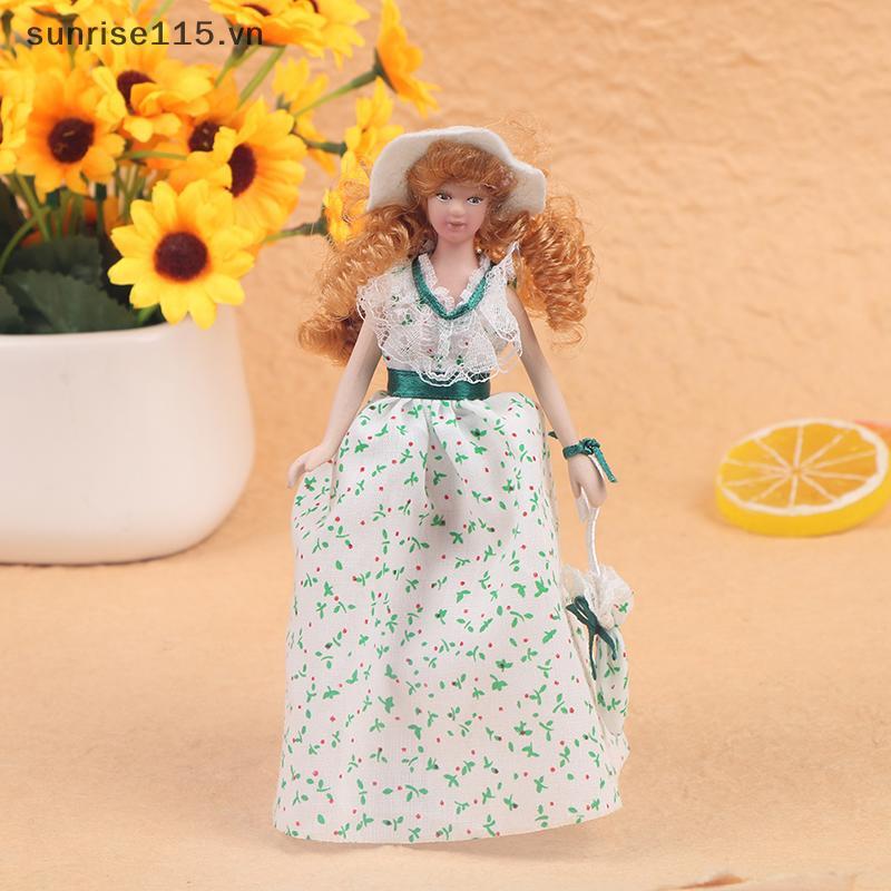 SRVN 1:12 Miniature Mini Victorian Doll Model Green Lady Dollhouse Decorative .