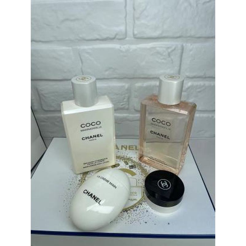 ((ลอกร่างกายทั้งตัว) น้ําหอมดอกไม้สีขาวความหนาแน่นสูงทั้งตัว Jia B Lier Body Wash Body Oil กลิ่นหอมใ