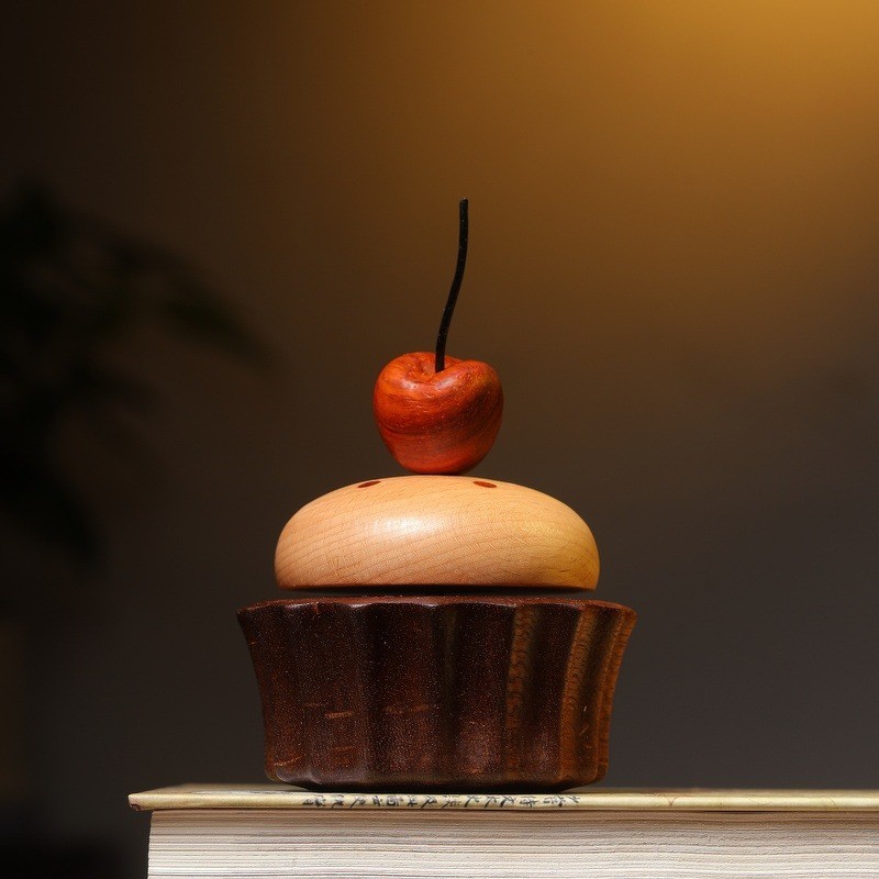 Ebony and beech wood combined cake music box, solid wood creative gift, cute cake music box