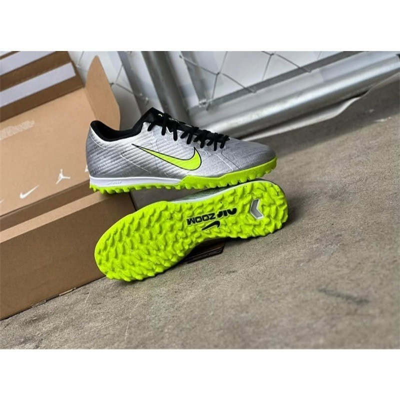 รองเท้าฟุตบอล Air Zoom Mercurial Vapor 15 TF สำหรับการเล่นและการสวมใส่กลางแจ้ง