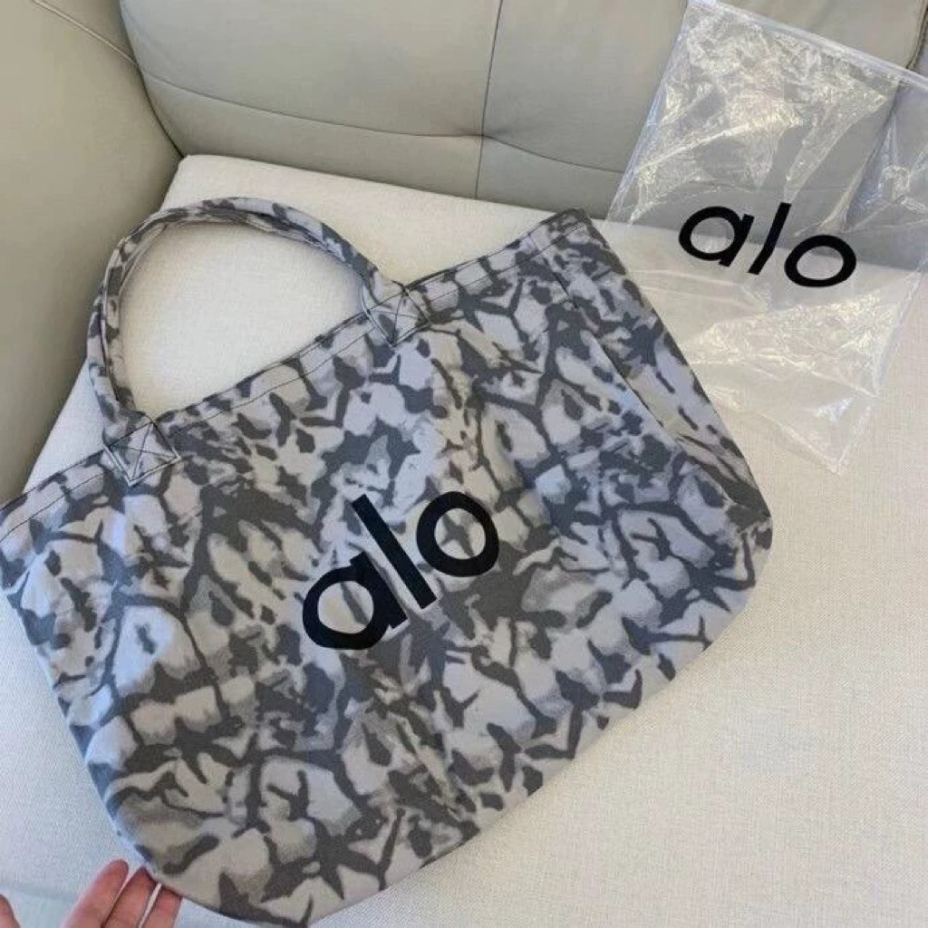 Alo Yoga Iconic Shopper Tote Bag Alo Tote Bag