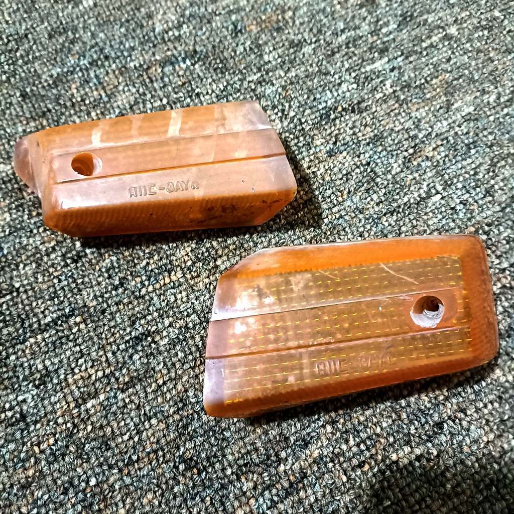 Alfa 88 ไฟเลี้ยวหน้าเดี่ยว Mica ชุด YAMAHA USED ORIGINAL COPOTAN