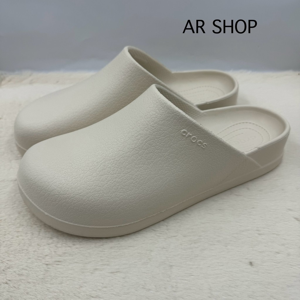 รองเท้า  dylan clog แบบสวมสำหรับผู้หญิงและผู้ชาย รุ่นใหม่ งานสวยน้ำหนักเบามากใส่สบาย สะดวกสวมใส่และถ
