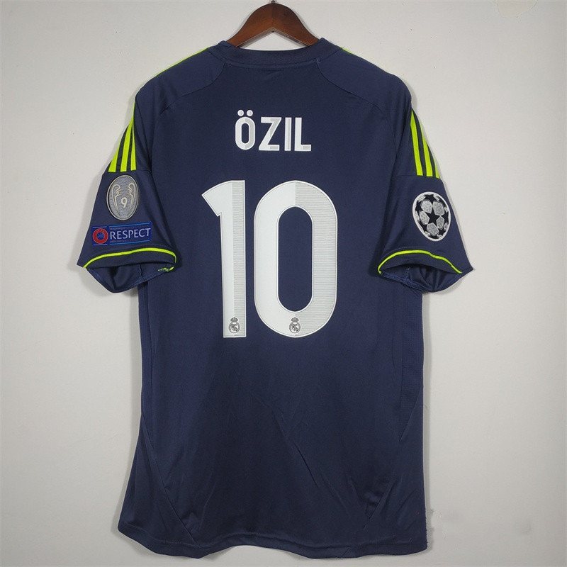 S-XXL 12-13 Real-Madrid RONALDO KAKA OZIL เสื้อฟุตบอลย้อนยุคแบบกําหนดเองคุณภาพสูง