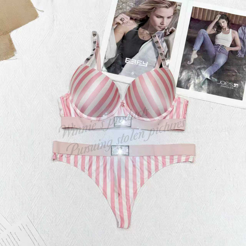 ชุดชั้นในRhineStone.Push-Up สองชิ้น สวมใส่ง่าย เซ็กซี่และสบาย