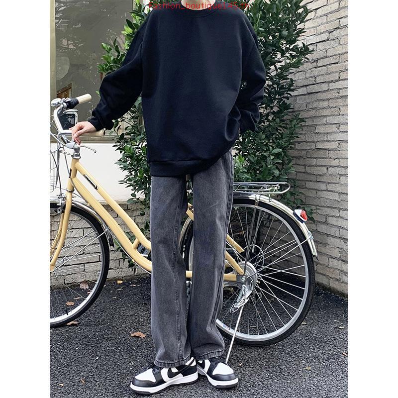 Atipashop - GLAMOURIZE ATP JEANS กางเกงยีนส์ ขายาว ทรงกระบอกกลาง ดีเทลขอบกางเกงปั้มโลโก้นูน Atipa ด้