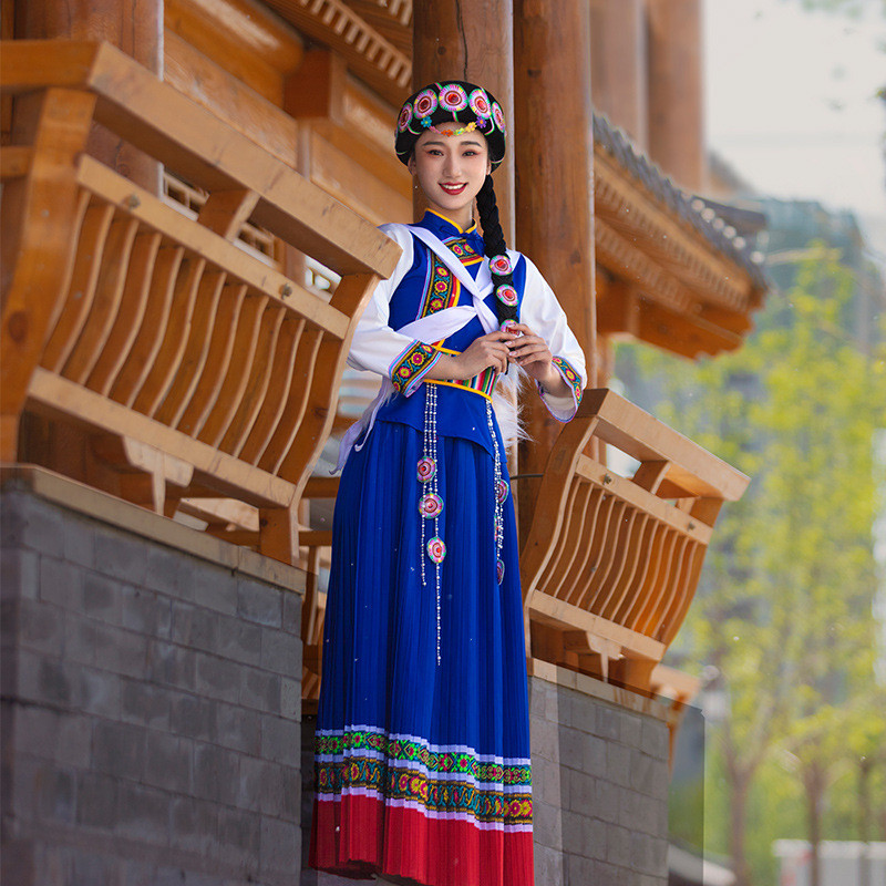 เครื่องแต่งกายสไตล์ยูนนาน Lijiang Minor และ Mosso สำหรับผู้ใหญ่ ออกแบบตามวัฒนธรรมดั้งเดิม