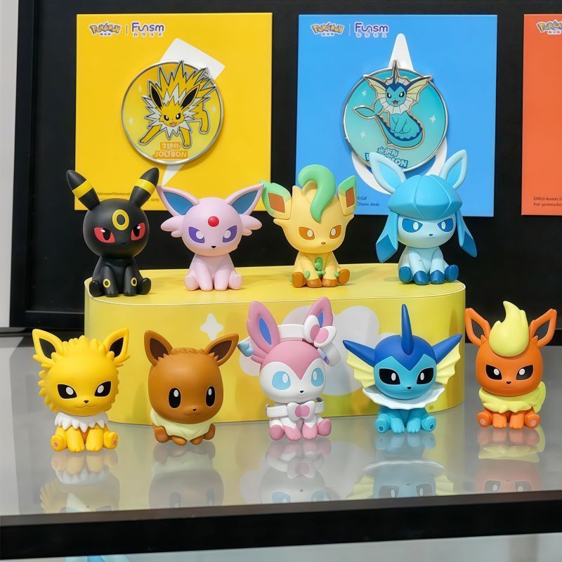 △Playism เครื่องประดับทํามือ Pokémon ของแท้น่ารักอนุภาคคอลเลกชันสินค้าชุดผจญภัยตัวน้อย Eevee ครอบครั