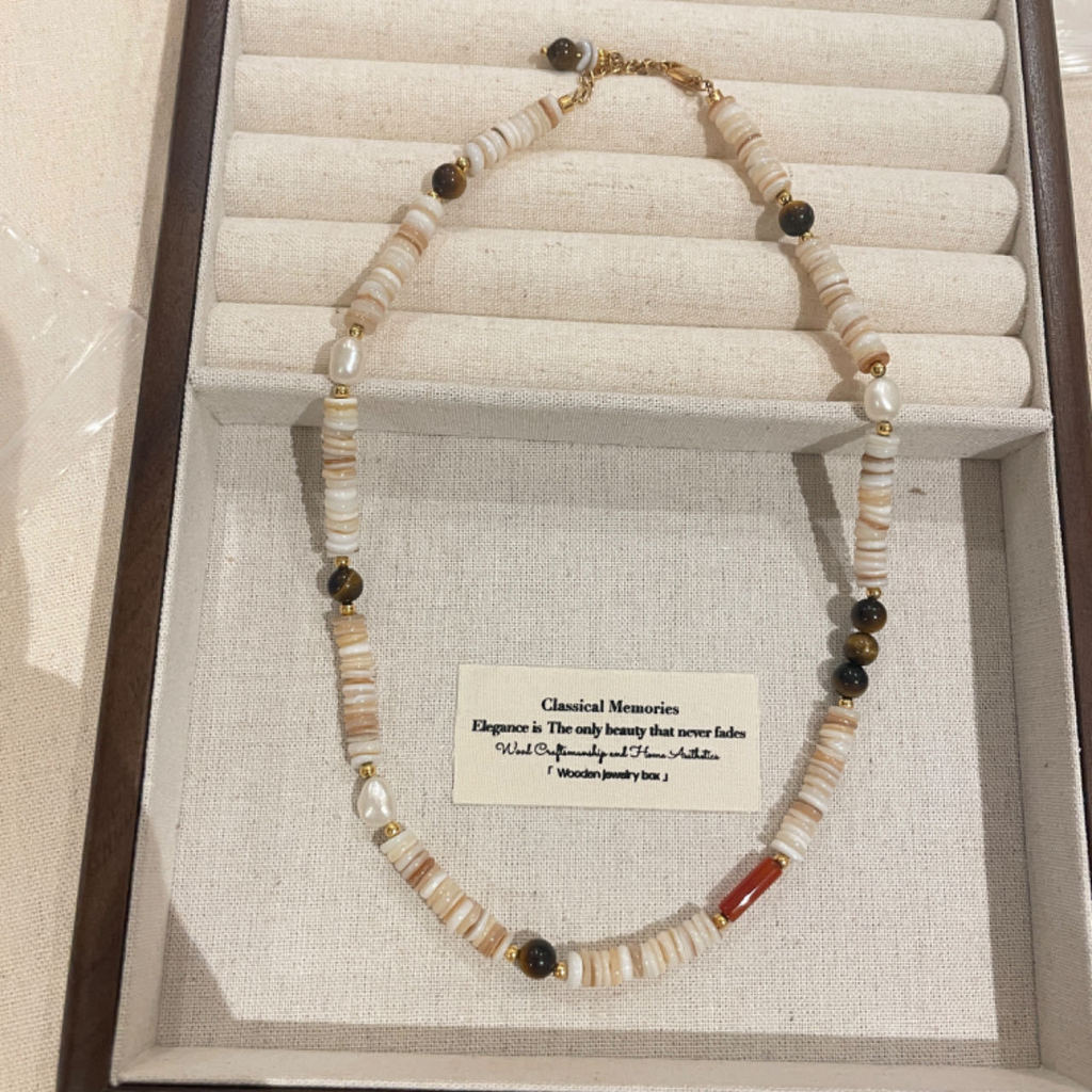 ไข่มุกน้ําจืดธรรมชาติที่มีสีสันสร้อยคอ Tiger Eye หินลูกปัด Clavicle Chain หรูหรา Niche สร้อยคอหญิง 9