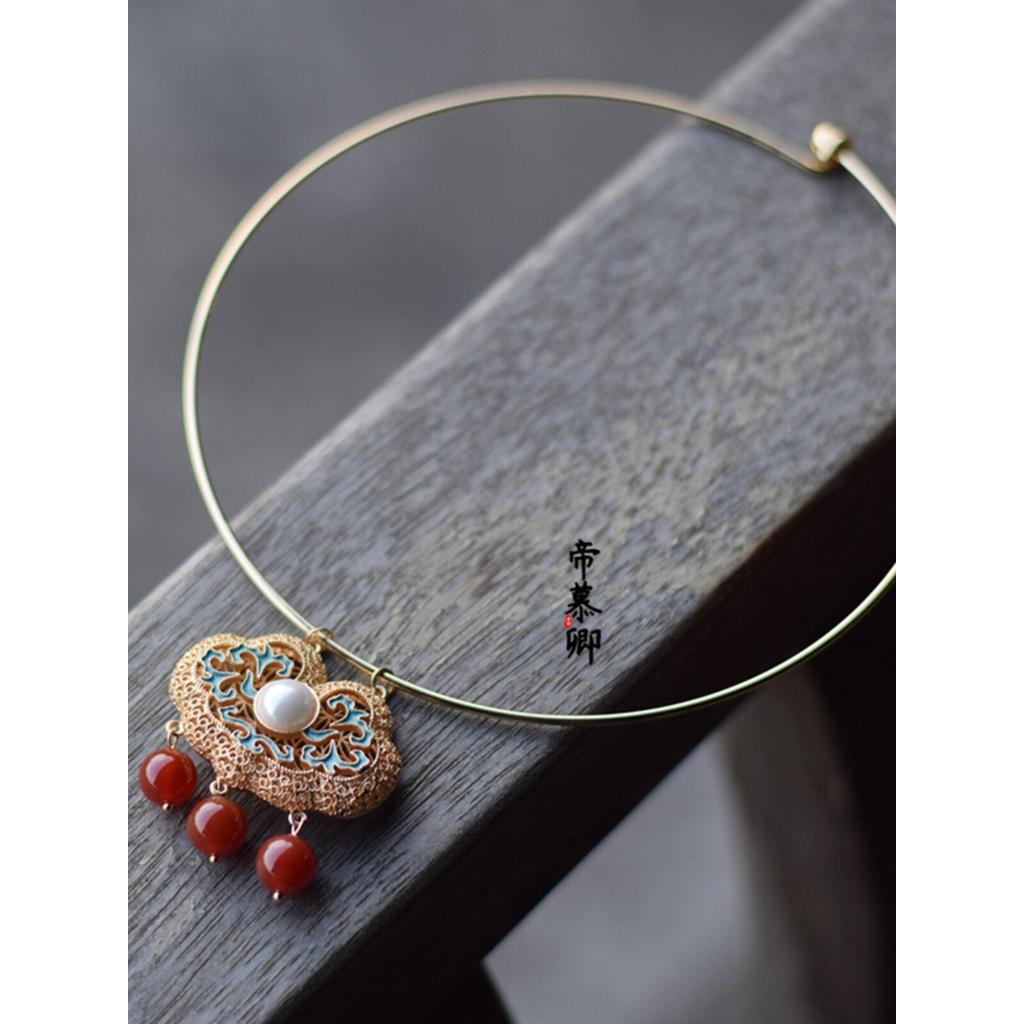 MN Collar Muqing Clear Cloisonne Clear Hollow หยดน้ํามันสไตล์จีนถังคออารมณ์เครื่องประดับที่เรียบง่าย