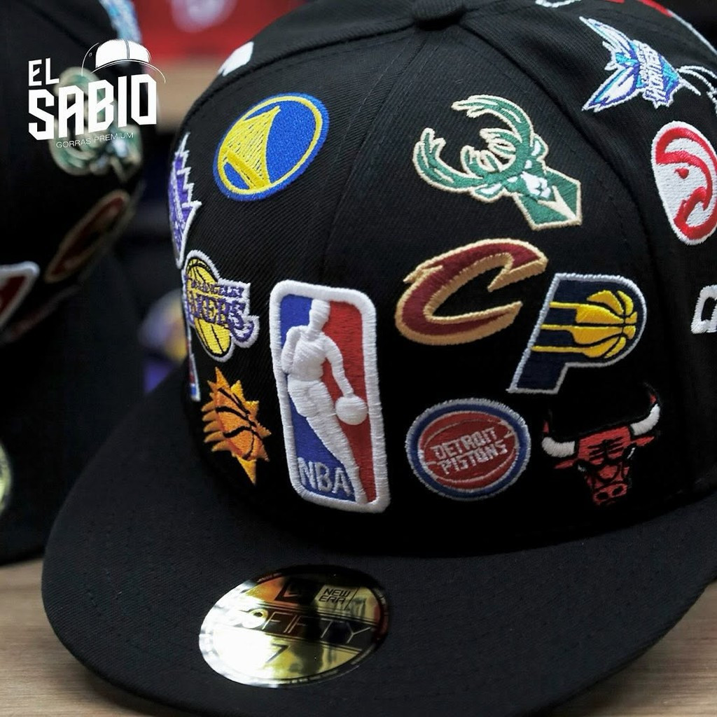 NBA x New Er2a 2025 โลโก้ All-Star Game Allover ติดตั้ง 59Fifty Snapback หมวกกันแดดลําลองทุกวัน หมวก