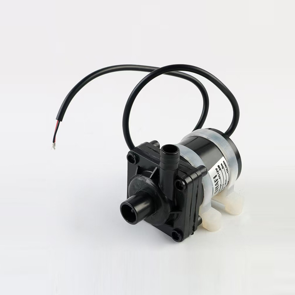 จัดส่งที่รวดเร็ว DC 12V ปั๊มน้ำมอเตอร์พลังงานแสงอาทิตย์ 700L/H ปั๊มน้ำจุ่มแม่เหล็ก