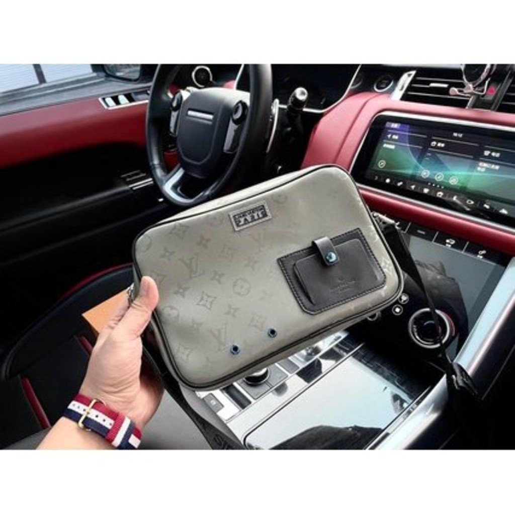 L0u1s Vu1tt0n M44169 Alpha Grey กระเป๋ากล้องสําหรับ Unisex ( ANEI สีขาว