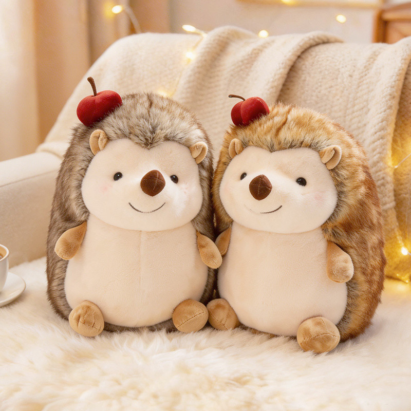 น่ารักเม่นตุ๊กตาสัตว์เชอร์รี่ Apple Decor Soft Kawaii Touch ของขวัญที่สมบูรณ์แบบสําหรับเด็กครอบครัว