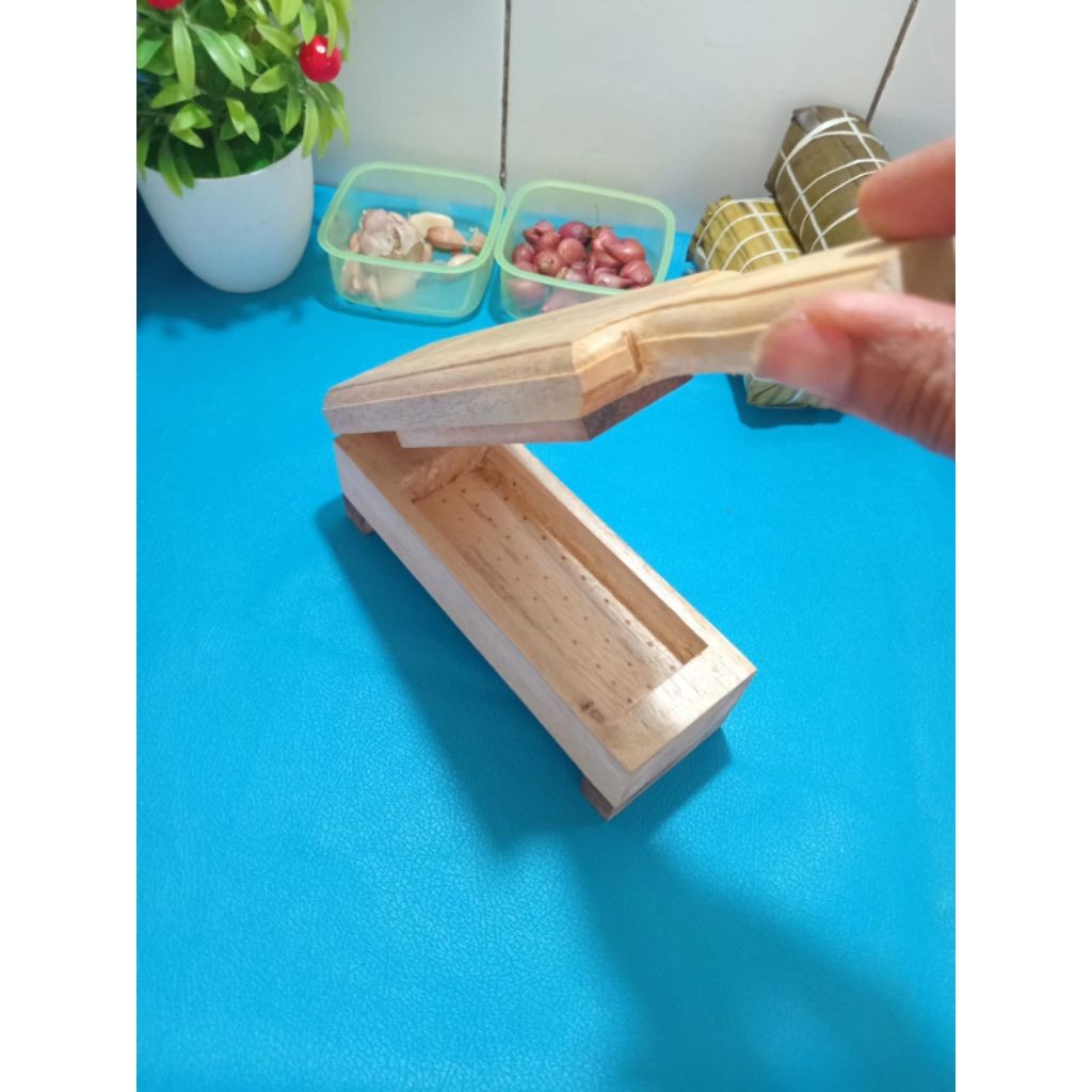 แม่พิมพ์บูรัสไม้สัก L12xW4.5xH1cm